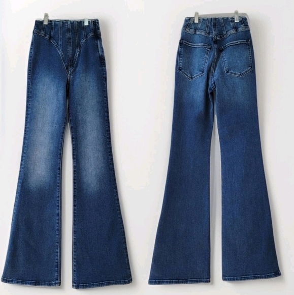 Good American Flare Jeans 4/27 Pintuck High Waist Boho  Minimalist Retro Denim - Picture 1 of 16